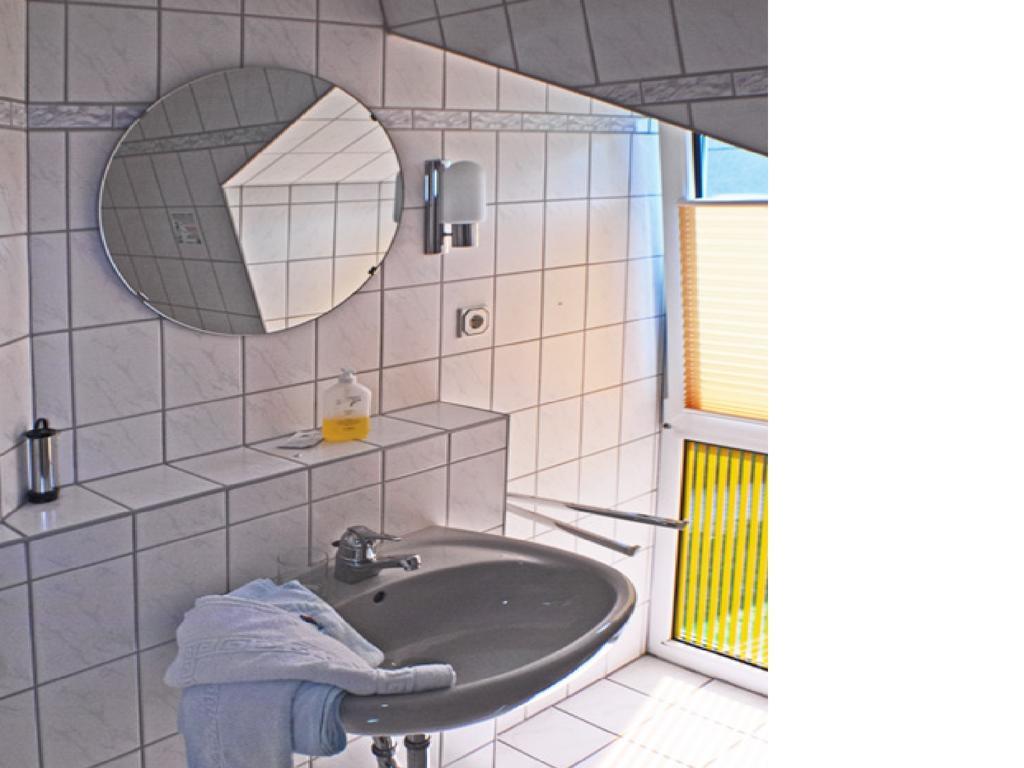 Hotel Fuerstenberg Eisenhüttenstadt Pokój zdjęcie